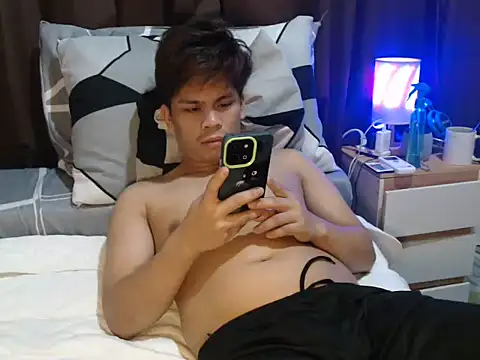 Snapshot of cumwhat_me chatting on June 25, 2026, 12:52 am cumwhat me online show from June 25, 2026, 12:52 am