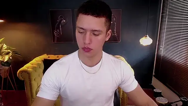 Snapshot of deivid_parker chatting on October 10, 2025, 1:56 pm deivid parker online show from October 10, 2025, 1:56 pm