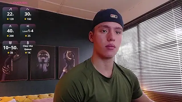Snapshot of deivid_parker chatting on July 21, 2026, 1:45 pm deivid parker online show from July 21, 2026, 1:45 pm
