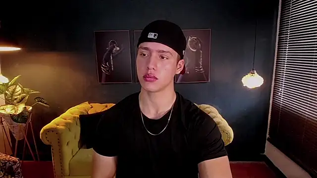 Snapshot of deivid_parker chatting on October 17, 2025, 2:19 pm deivid parker online show from October 17, 2025, 2:19 pm