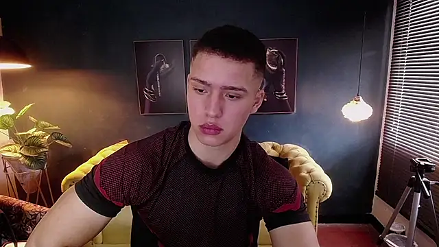 Snapshot of deivid_parker chatting on December 5, 2025, 2:04 pm deivid parker online show from December 5, 2025, 2:04 pm