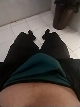 Novinhoamacoroas1002 online show from December 23, 2025, 4:45 am