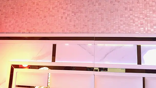 Snapshot of ambar_rosse25 chatting on October 24, 2025, 11:42 am ambar rosse25 online show from October 24, 2025, 11:42 am