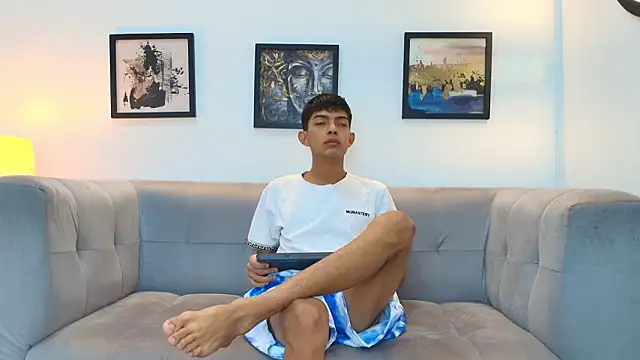 PRETTY SEX1 online show from January 17, 2026, 1:26 pm