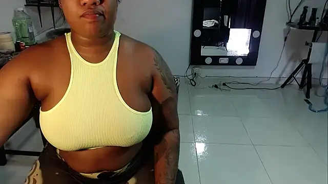 Snapshot of Sam_Blue chatting on November 14, 2025, 6:55 pm Sam Blue online show from November 14, 2025, 6:55 pm