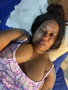 Snapshot of Sam_Blue chatting on June 24, 2026, 1:53 pm Sam Blue online show from June 24, 2026, 1:53 pm