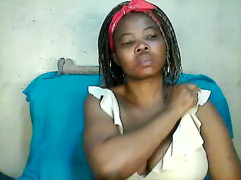 Snapshot of CharlotteXXX chatting on May 9, 2026, 6:22 pm CharlotteXXX online show from May 9, 2026, 6:22 pm