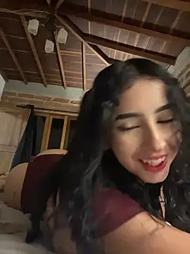 Snapshot of RosseMelody chatting on June 17, 2026, 2:55 am RosseMelody online show from June 17, 2026, 2:55 am