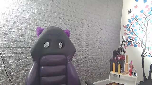 angierot2025 online show from October 12, 2025, 2:35 am