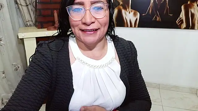 Grace mature milf online show from December 4, 2025, 10:14 am