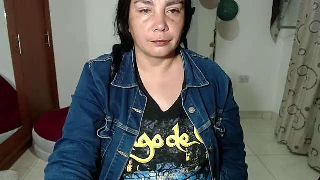 Snapshot of Vivian_milf_paint chatting on September 10, 2025, 3:16 am Vivian milf paint online show from September 10, 2025, 3:16 am