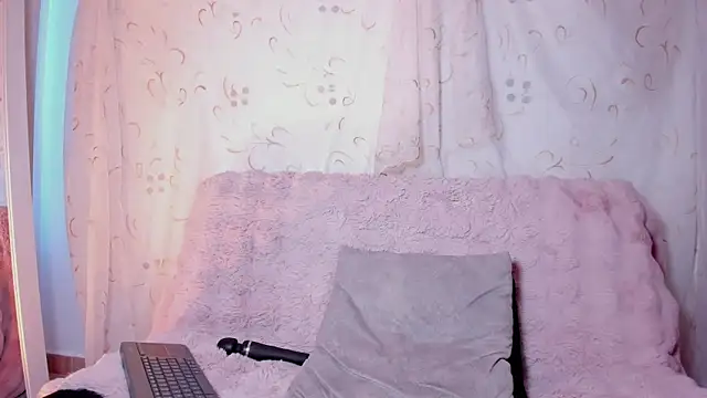 Snapshot of kinkyboat23 chatting on June 11, 2026, 11:18 am kinkyboat23 online show from June 11, 2026, 11:18 am