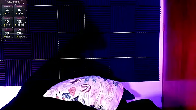 Snapshot of kinkyboat23 chatting on November 7, 2025, 8:57 pm kinkyboat23 online show from November 7, 2025, 8:57 pm