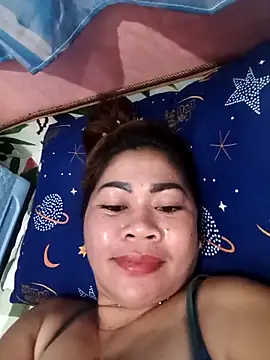 sexybitch 02 online show from April 30, 2026, 1:29 pm