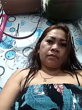 Snapshot of sexybitch_02 chatting on March 4, 2026, 7:16 am sexybitch 02 online show from March 4, 2026, 7:16 am