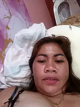 Snapshot of sexybitch_02 chatting on March 21, 2026, 1:26 pm sexybitch 02 online show from March 21, 2026, 1:26 pm