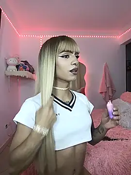 annie thomson00 online show from January 14, 2026, 3:32 am