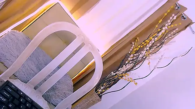 Snapshot of seductive_nikki chatting on October 26, 2025, 9:59 pm seductive nikki online show from October 26, 2025, 9:59 pm