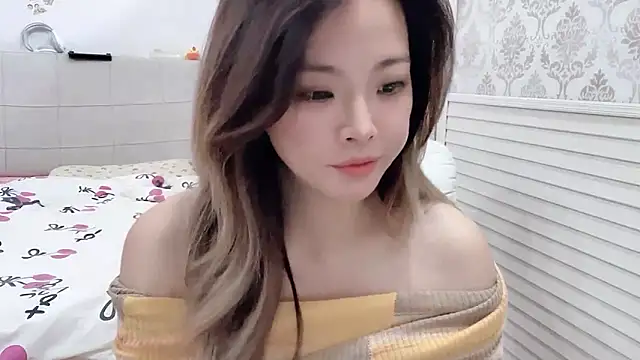 Holiland online show from November 5, 2025, 12:47 am