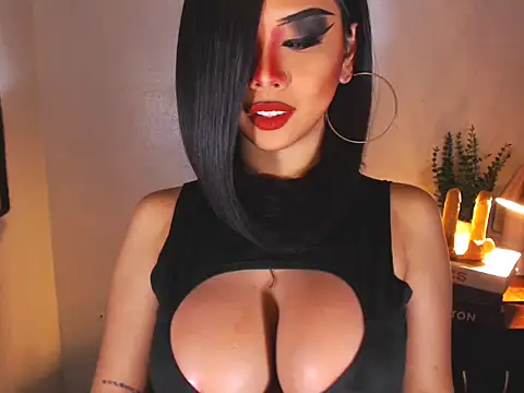 Snapshot of KarlaFrost chatting on November 1, 2025, 9:25 am KarlaFrost online show from November 1, 2025, 9:25 am