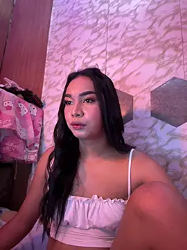 Snapshot of youryummybaby chatting on February 18, 2026, 7:06 am youryummybaby online show from February 18, 2026, 7:06 am