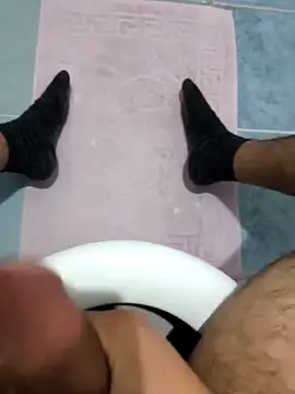 Snapshot of knulll123 chatting on November 24, 2025, 5:02 pm knulll123 online show from November 24, 2025, 5:02 pm