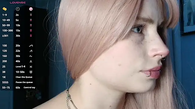 Snapshot of PieraMarch chatting on October 9, 2025, 6:52 pm PieraMarch online show from October 9, 2025, 6:52 pm