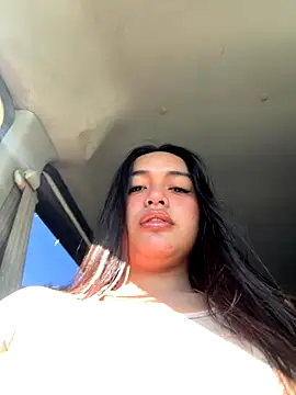 Snapshot of urasianlady chatting on October 16, 2025, 6:54 am urasianlady online show from October 16, 2025, 6:54 am