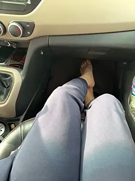 Meii-meyy online show from February 27, 2026, 8:14 am