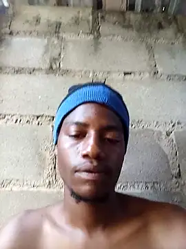 Snapshot of AOlinwHallu chatting on April 1, 2026, 12:28 pm AOlinwHallu online show from April 1, 2026, 12:28 pm