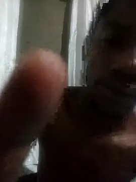 Snapshot of AOlinwHallu chatting on February 19, 2026, 7:00 pm AOlinwHallu online show from February 19, 2026, 7:00 pm