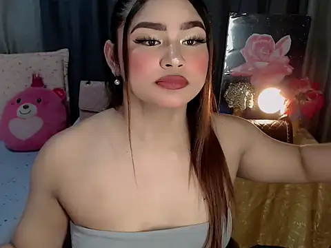 Snapshot of Candice_cummer chatting on October 9, 2025, 5:46 pm Candice cummer online show from October 9, 2025, 5:46 pm