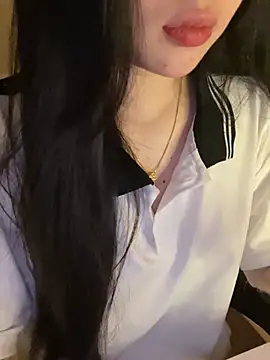 Nancy68 online show from May 5, 2026, 4:26 am