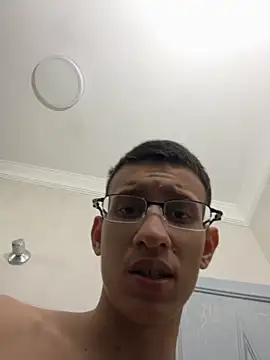 Snapshot of safadezanunes2 chatting on October 16, 2025, 5:21 pm safadezanunes2 online show from October 16, 2025, 5:21 pm