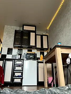 gornits online show from September 11, 2025, 8:14 am