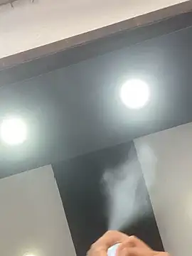 Snapshot of KinkyCutie1 chatting on October 25, 2025, 7:36 pm KinkyCutie1 online show from October 25, 2025, 7:36 pm