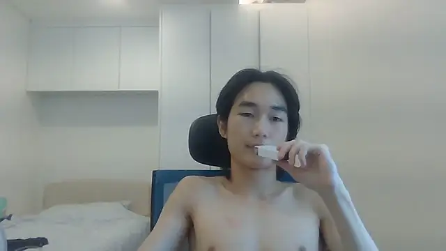 imurboy online show from July 18, 2026, 4:21 am