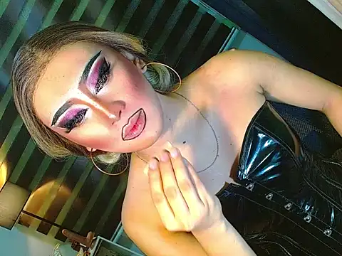 Queen yasii 88 online show from June 17, 2026, 1:21 pm