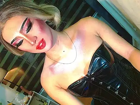 Queen yasii 88 online show from June 7, 2026, 1:27 pm