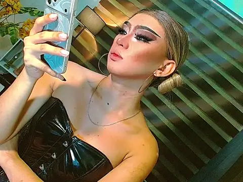 Queen yasii 88 online show from July 2, 2026, 12:55 pm