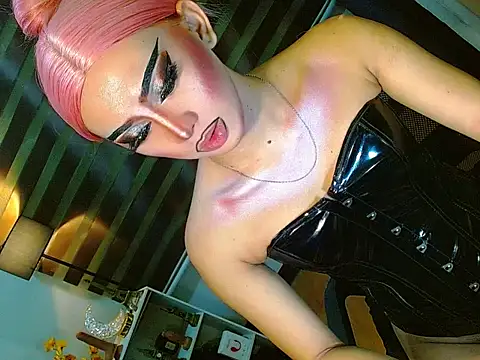 Queen yasii 88 online show from May 22, 2026, 1:09 pm