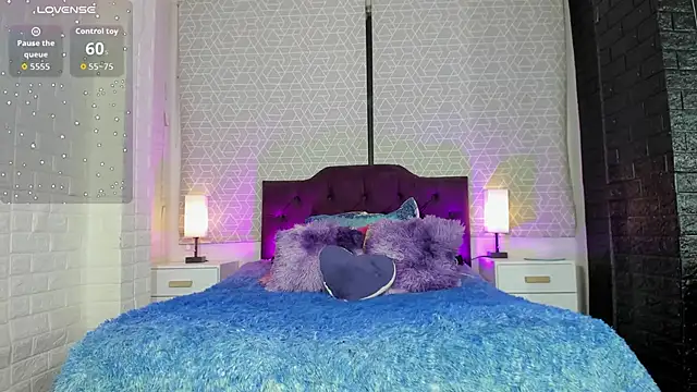 Zamara Kleii online show from October 8, 2025, 4:58 am