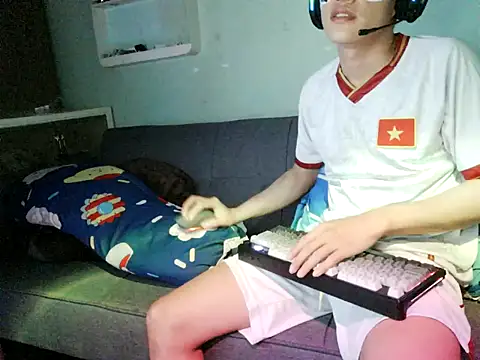 Snapshot of boyhigh1997 chatting on February 23, 2026, 5:57 pm boyhigh1997 online show from February 23, 2026, 5:57 pm