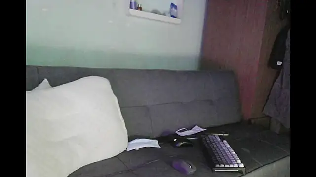 boyhigh1997 online show from June 17, 2026, 5:45 pm