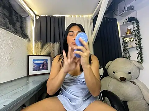 Snapshot of Sweetasian_cum chatting on September 11, 2025, 3:56 pm Sweetasian cum online show from September 11, 2025, 3:56 pm