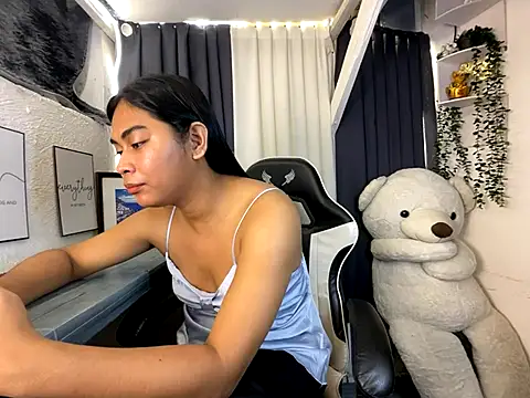 Snapshot of Sweetasian_cum chatting on September 27, 2025, 3:51 pm Sweetasian cum online show from September 27, 2025, 3:51 pm