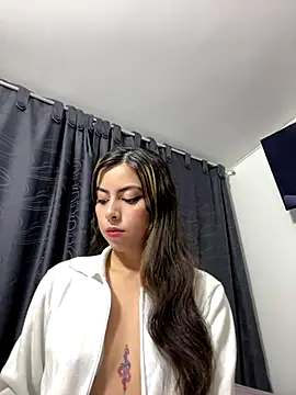 Sweet-Beck online show from October 2, 2025, 11:41 pm