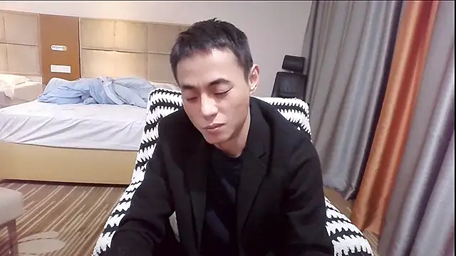 Snapshot of Tsia-Die chatting on November 12, 2025, 7:29 pm Tsia-Die online show from November 12, 2025, 7:29 pm