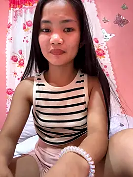 Snapshot of princess_janine chatting on September 20, 2025, 9:58 am princess janine online show from September 20, 2025, 9:58 am