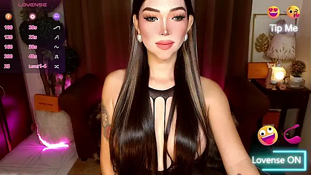 Snapshot of MouthWatering_Ayesha chatting on December 3, 2025, 1:39 am MouthWatering Ayesha online show from December 3, 2025, 1:39 am